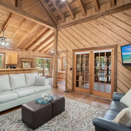 Walk To Seaside And Beach, Great Porch, Parking!